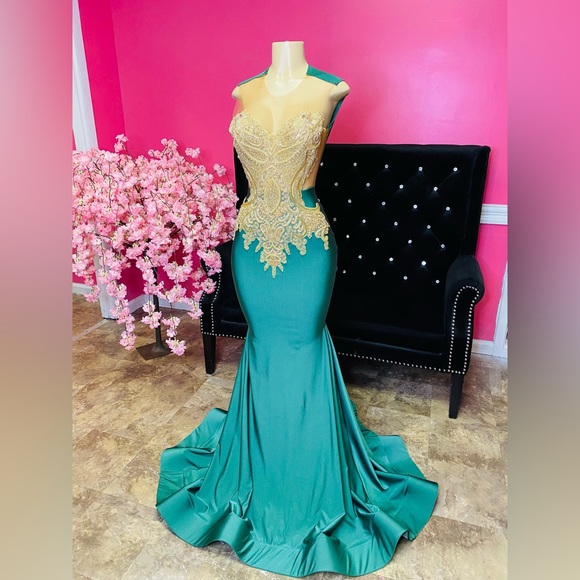 Custom Prom Dress - Picture 2 of 3